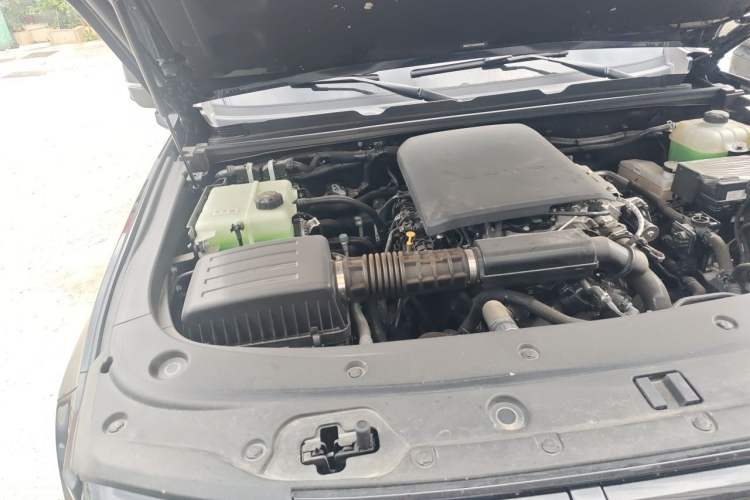 Used BAIC Off-Road BJ40 Electric Drive 2025 Advanced Edition Engine Bay Right