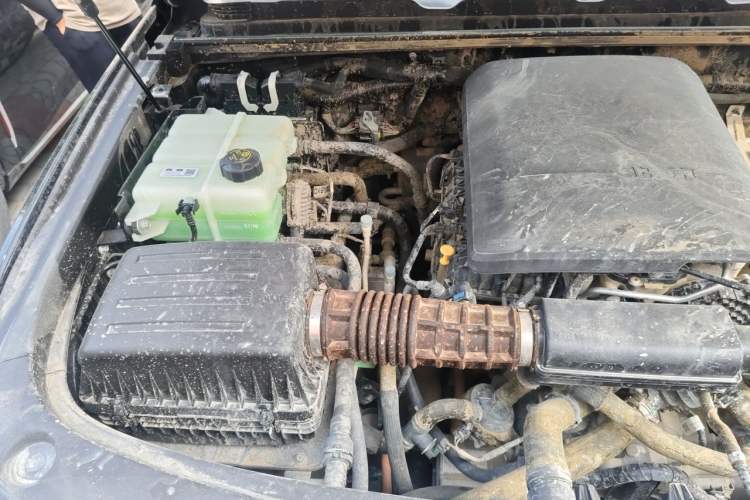 Used BAIC Off-Road BJ40 Electric Drive 2025 Advanced Edition Engine Bay Right
