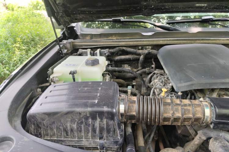 Used BAIC Off-Road BJ40 Electric Drive 2025 Advanced Edition Engine Bay Right
