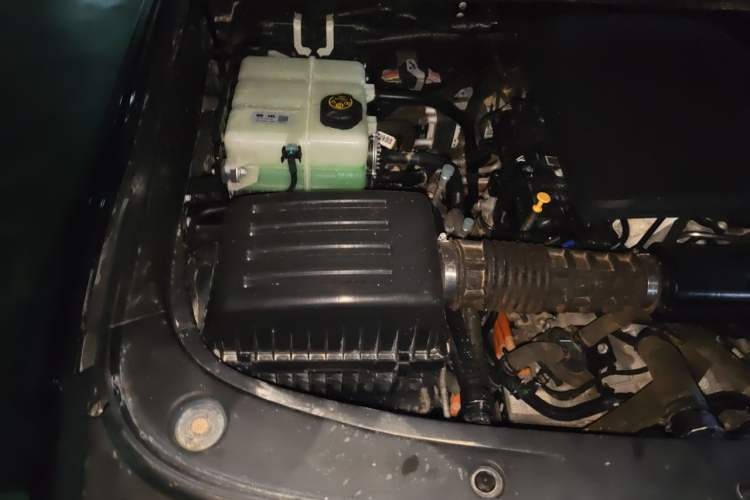 Used BAIC Off-Road BJ40 Electric Drive 2025 Advanced Edition Engine Bay Right