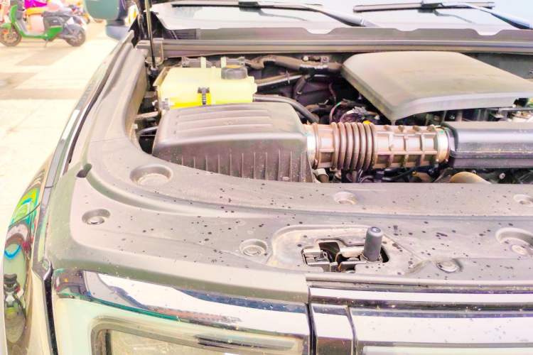 Used BAIC Off-Road BJ40 Electric Drive 2025 Advanced Edition Engine Bay Right