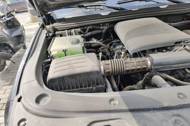 Used BAIC Off-Road BJ40 Electric Drive 2025 Advanced Edition Engine Bay Right