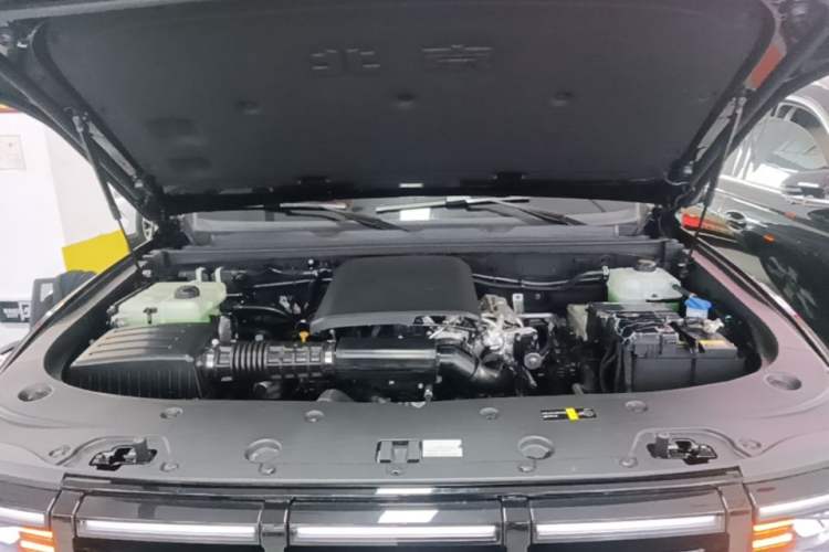 Used BAIC Off-Road BJ40 Electric Drive 2025 Standard Edition Engine Bay