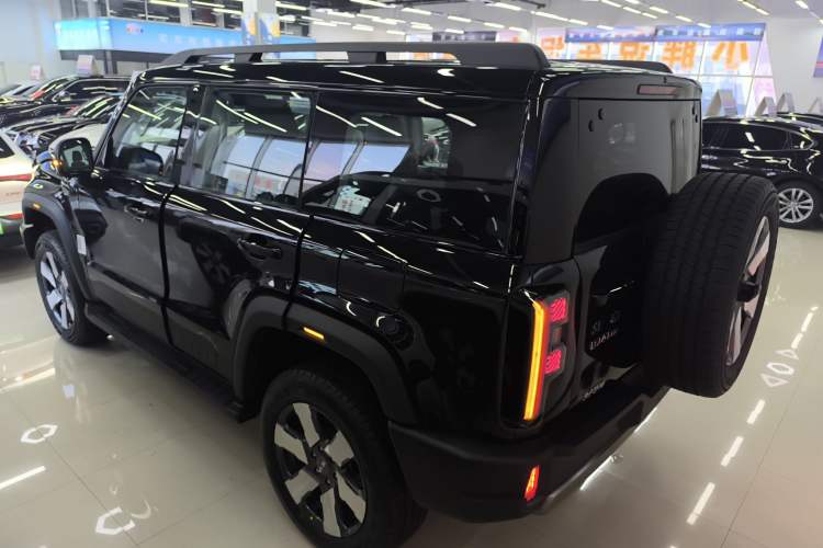 Used BAIC Off-Road BJ40 Electric Drive 2025 Standard Edition Exterior 3