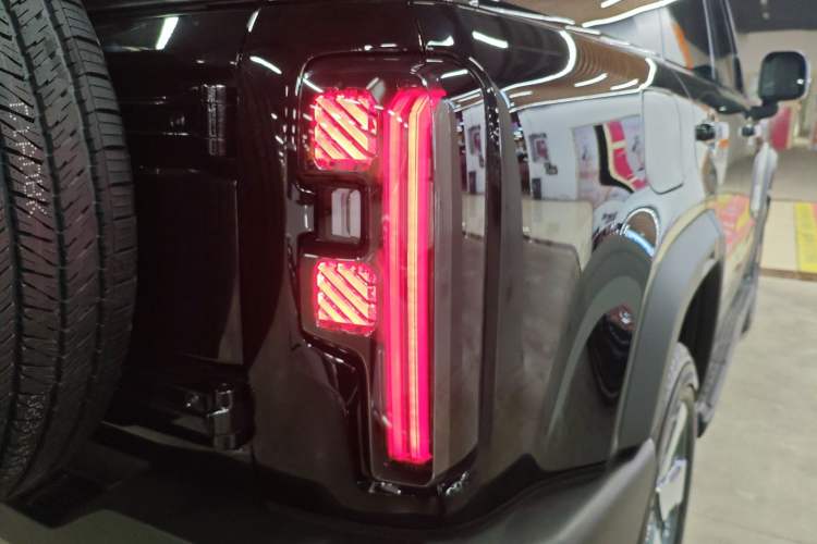 Used BAIC Off-Road BJ40 Electric Drive 2025 Standard Edition Exterior 3