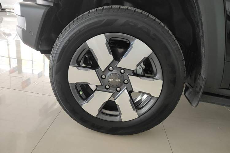 Used BAIC Off-Road BJ40 Electric Drive 2025 Advanced Edition Exterior 4