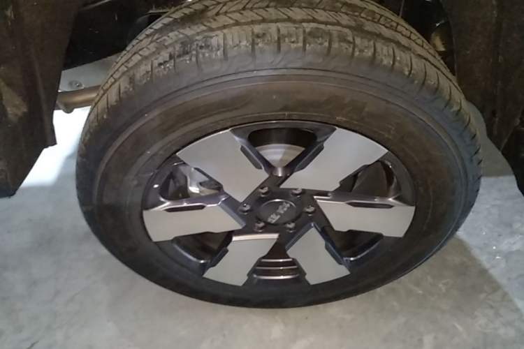 Used BAIC Off-Road BJ40 Electric Drive 2025 Standard Version I Exterior 5