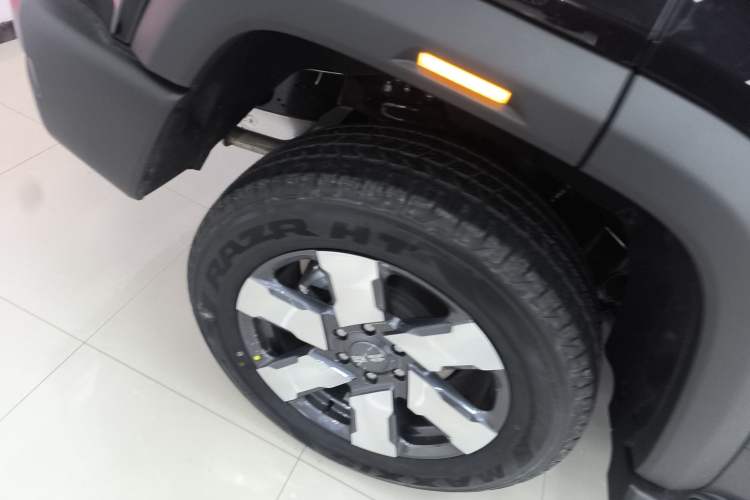 Used BAIC Off-Road BJ40 Electric Drive 2025 Standard Edition Exterior 8