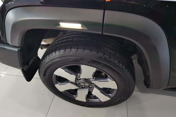 Used BAIC Off-Road BJ40 Electric Drive 2025 Advanced Edition Exterior 8