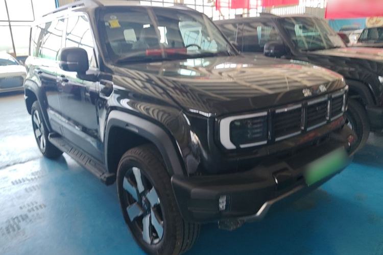 Used BAIC Off-Road BJ40 Electric Drive 2025 Standard Version I Front Right 45 Deg