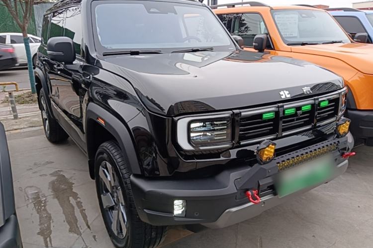 Used BAIC Off-Road BJ40 Electric Drive 2025 Advanced Edition Front Right 45 Deg