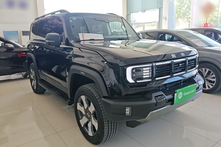 Used BAIC Off-Road BJ40 Electric Drive 2025 Standard Edition Front Right 45 Deg