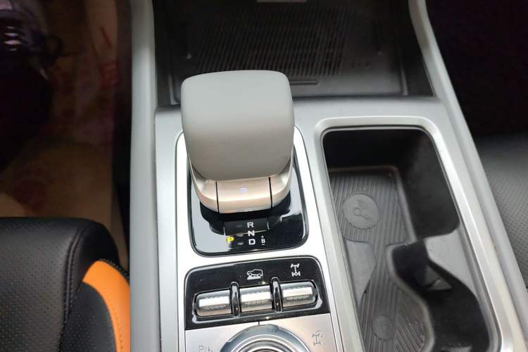 Used BAIC Off-Road BJ40 Electric Drive 2025 Advanced Edition Gear Lever