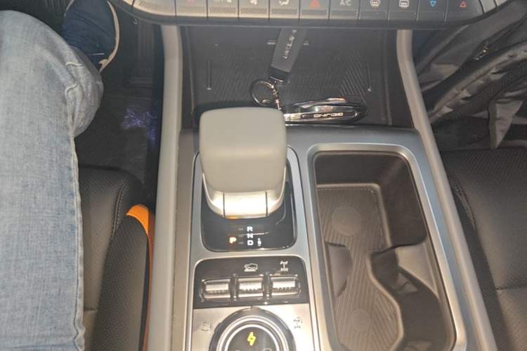 Used BAIC Off-Road BJ40 Electric Drive 2025 Advanced Edition Gear Lever