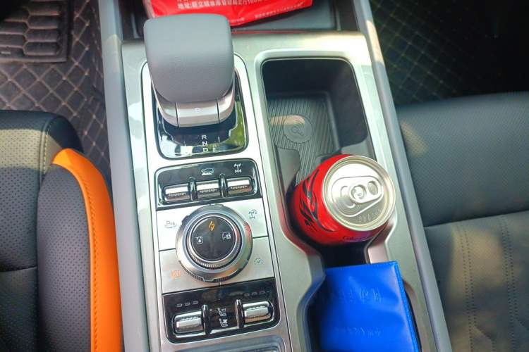 Used BAIC Off-Road BJ40 Electric Drive 2025 Standard Edition Gear Lever