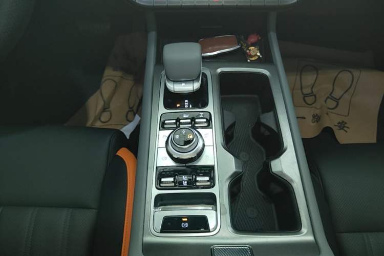 Used BAIC Off-Road BJ40 Electric Drive 2025 Advanced Edition Gear Lever