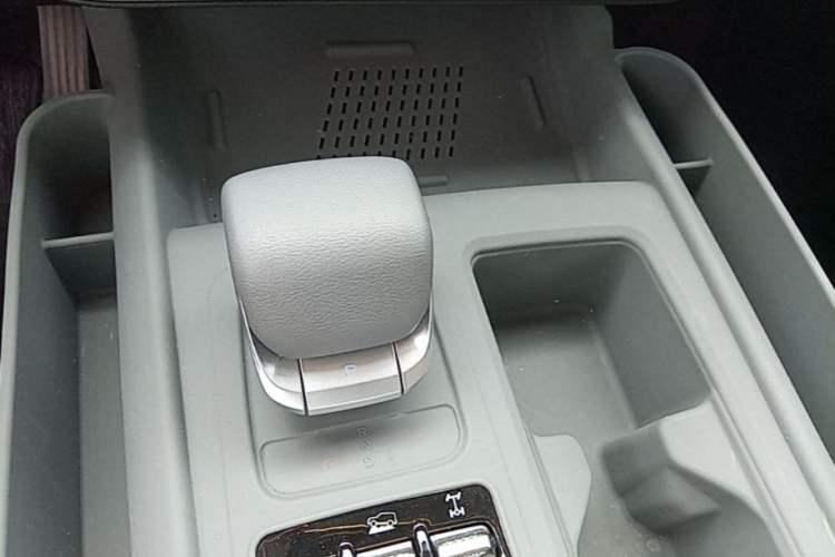 Used BAIC Off-Road BJ40 Electric Drive 2025 Standard Edition Gear Lever