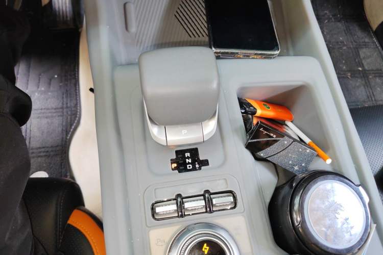 Used BAIC Off-Road BJ40 Electric Drive 2025 Advanced Edition Gear Lever