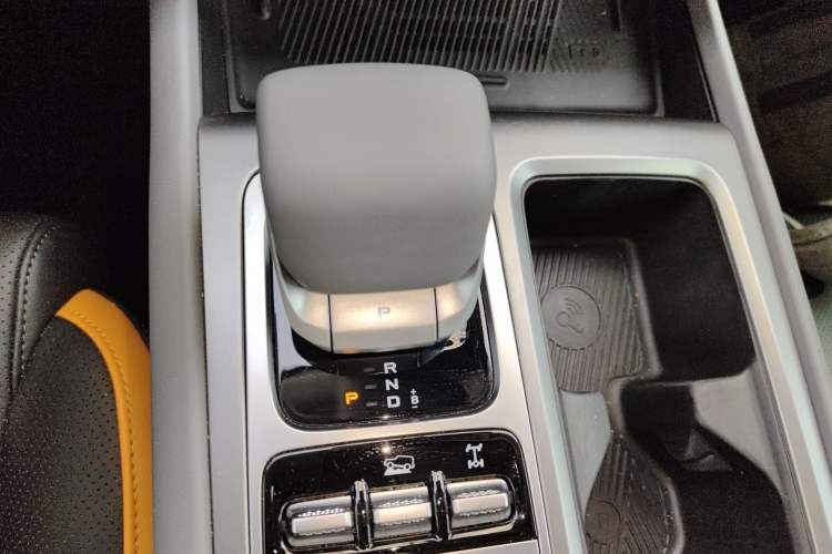 Used BAIC Off-Road BJ40 Electric Drive 2025 Advanced Edition Gear Lever