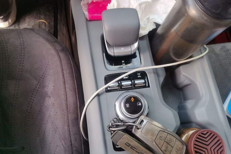 Used BAIC Off-Road BJ40 Electric Drive 2025 Standard Edition Gear Lever