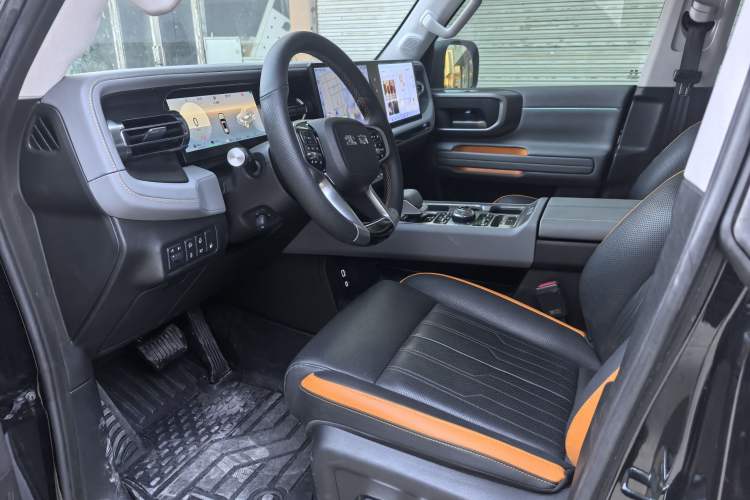 Used BAIC Off-Road BJ40 Electric Drive 2025 Advanced Edition Interior 1
