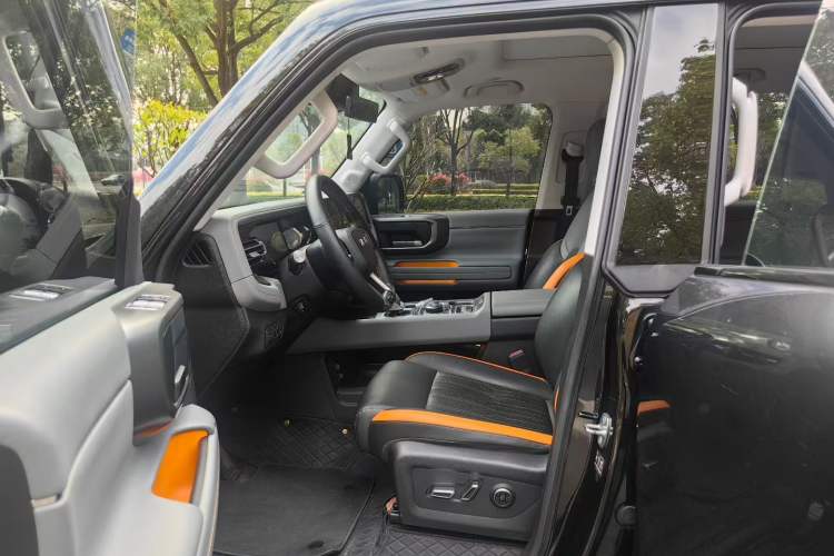Used BAIC Off-Road BJ40 Electric Drive 2025 Advanced Edition Interior 3