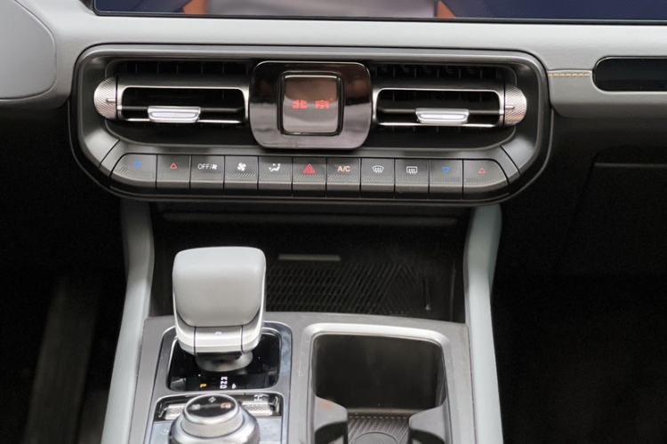 Used BAIC Off-Road BJ40 Electric Drive 2025 Advanced Edition Interior 3