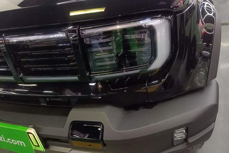 Used BAIC Off-Road BJ40 Electric Drive 2025 Standard Edition Left Front Headlight