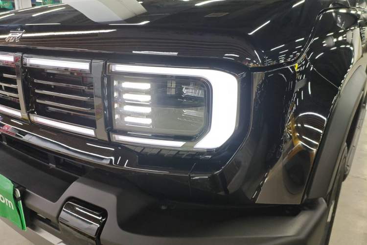 Used BAIC Off-Road BJ40 Electric Drive 2025 Standard Edition Left Front Headlight