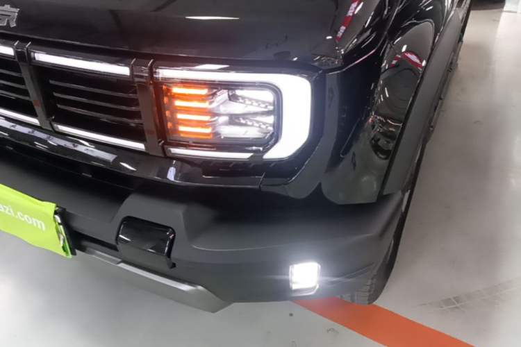 Used BAIC Off-Road BJ40 Electric Drive 2025 Standard Edition Left Front Headlight