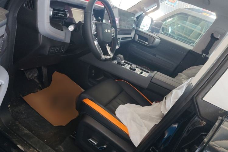Used BAIC Off-Road BJ40 Electric Drive 2025 Standard Version I Left Front Seat