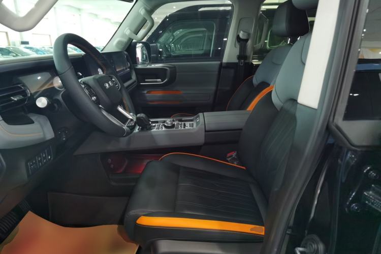 Used BAIC Off-Road BJ40 Electric Drive 2025 Advanced Edition Left Front Seat