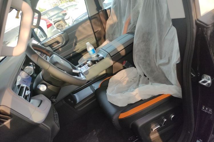 Used BAIC Off-Road BJ40 Electric Drive 2025 Standard Version I Left Front Seat