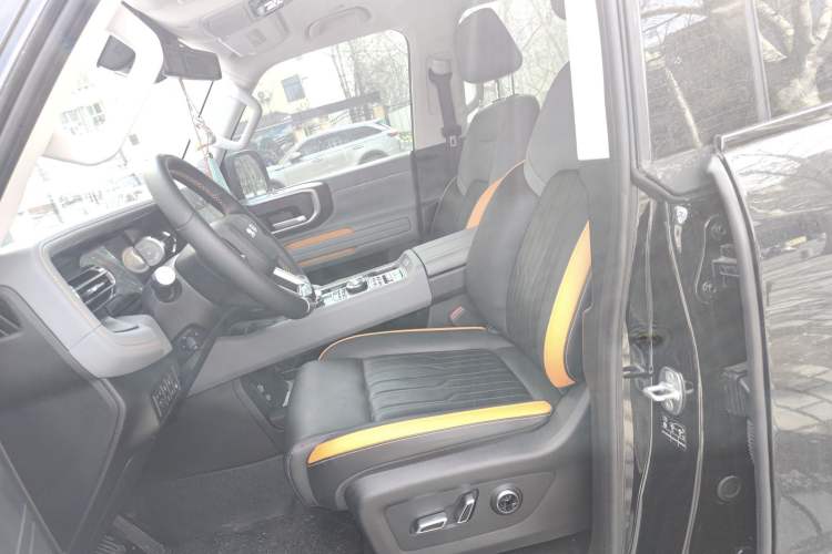 Used BAIC Off-Road BJ40 Electric Drive 2025 Advanced Edition Left Front Seat
