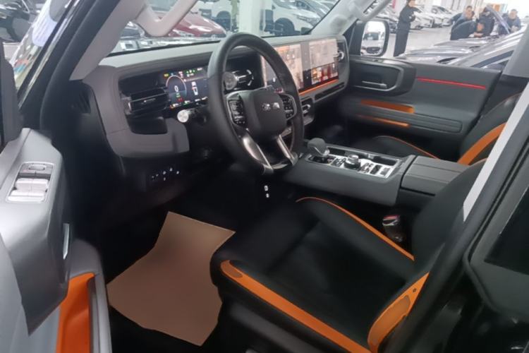 Used BAIC Off-Road BJ40 Electric Drive 2025 Standard Edition Left Front Seat