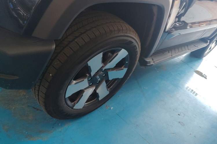 Used BAIC Off-Road BJ40 Electric Drive 2025 Standard Version I Left Front Wheel Hub