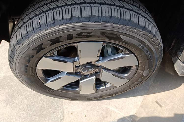 Used BAIC Off-Road BJ40 Electric Drive 2025 Standard Edition Left Front Wheel Hub