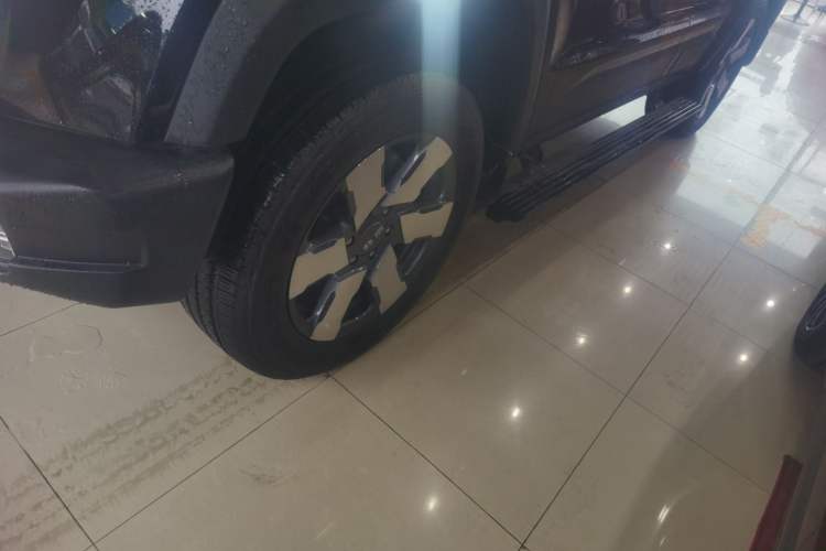 Used BAIC Off-Road BJ40 Electric Drive 2025 Advanced Edition Left Front Wheel Hub