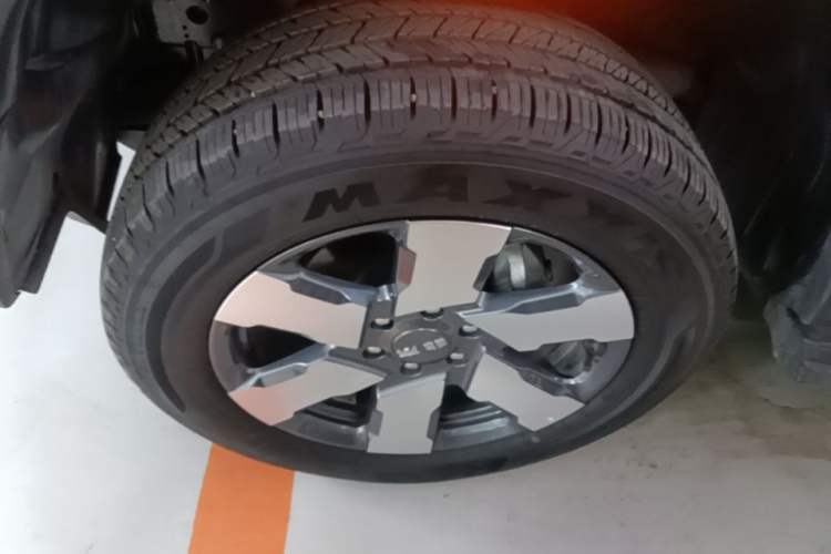 Used BAIC Off-Road BJ40 Electric Drive 2025 Standard Edition Left Front Wheel Hub