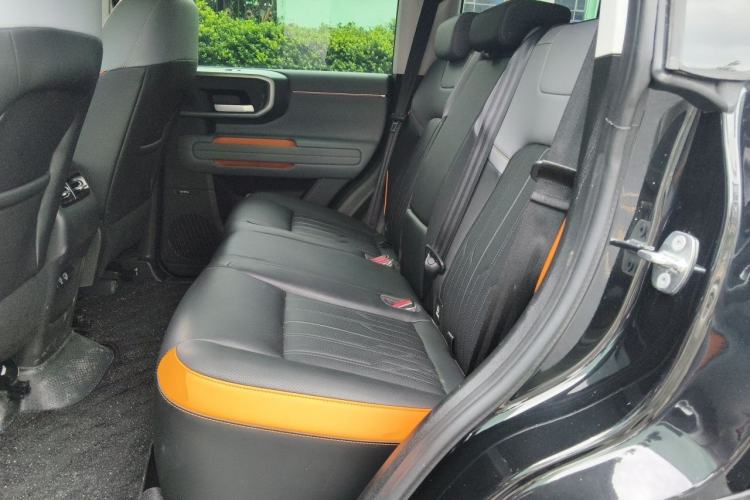 Used BAIC Off-Road BJ40 Electric Drive 2025 Advanced Edition Left Rear Seat
