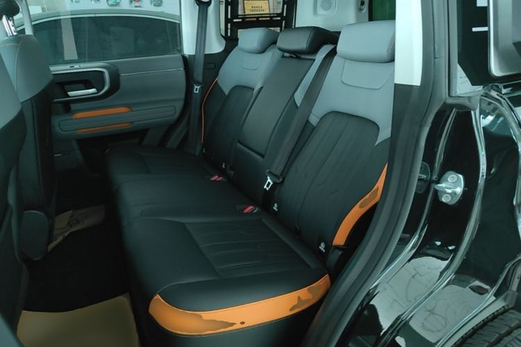 Used BAIC Off-Road BJ40 Electric Drive 2025 Advanced Edition Left Rear Seat