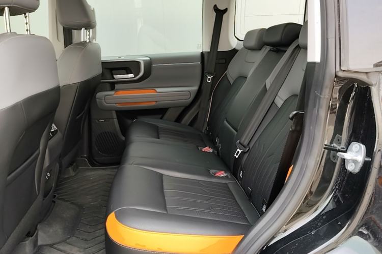 Used BAIC Off-Road BJ40 Electric Drive 2025 Advanced Edition Left Rear Seat