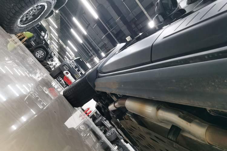 Used BAIC Off-Road BJ40 Electric Drive 2025 Advanced Edition Left Side Sill