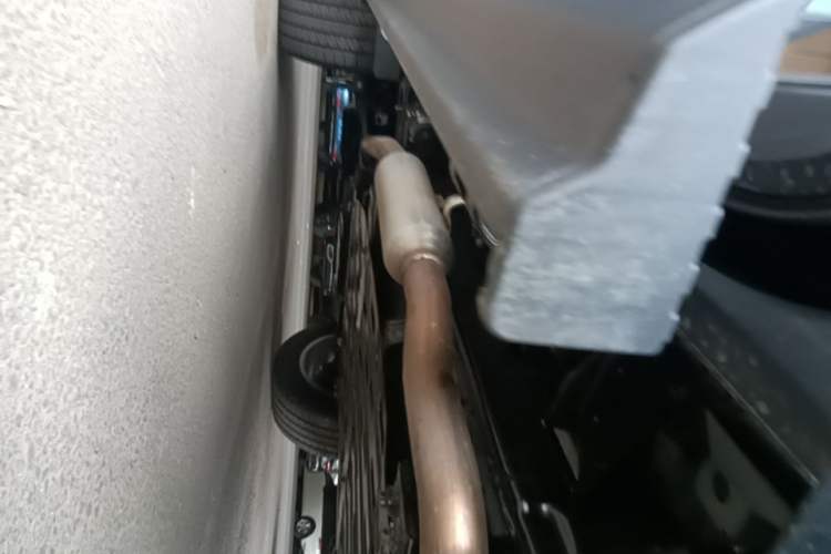 Used BAIC Off-Road BJ40 Electric Drive 2025 Model Yuanjing Smart Travel Edition Left Side Sill