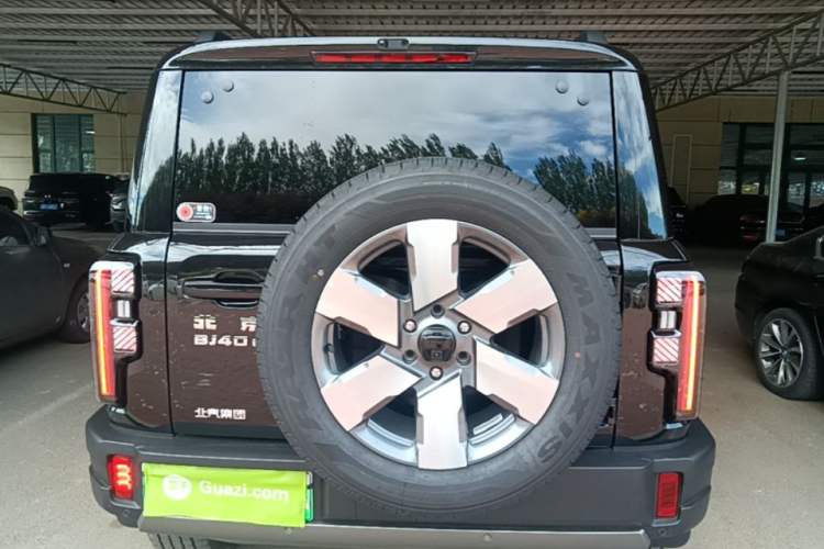 Used BAIC Off-Road BJ40 Electric Drive 2025 Model Yuanjing Smart Travel Edition Rear