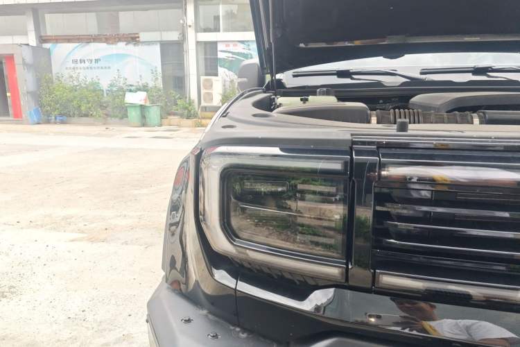 Used BAIC Off-Road BJ40 Electric Drive 2025 Advanced Edition Right Front Headlight