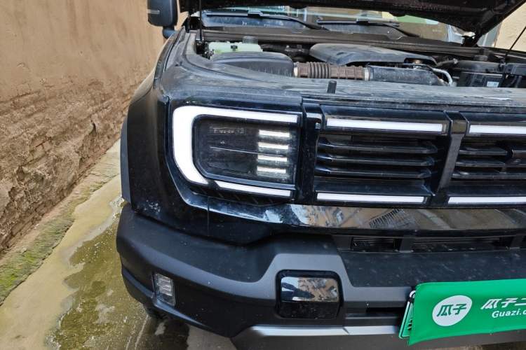 Used BAIC Off-Road BJ40 Electric Drive 2025 Standard Version I Right Front Headlight