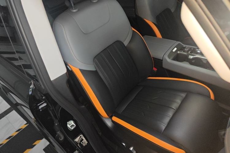 Used BAIC Off-Road BJ40 Electric Drive 2025 Advanced Edition Right Front Seat