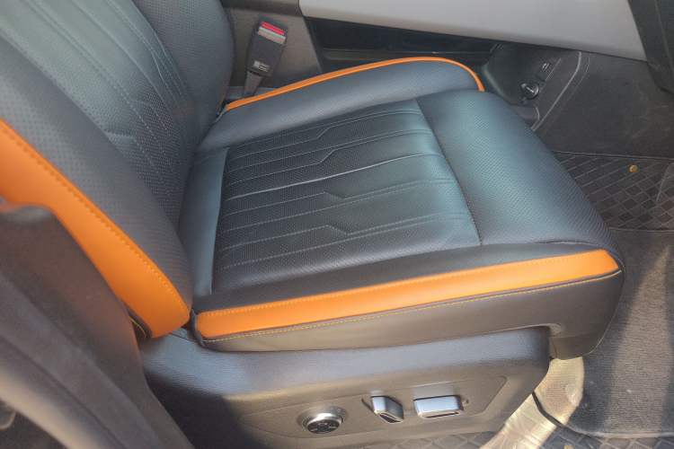 Used BAIC Off-Road BJ40 Electric Drive 2025 Advanced Edition Right Front Seat