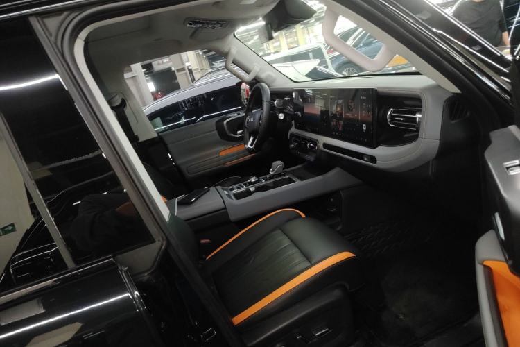 Used BAIC Off-Road BJ40 Electric Drive 2025 Advanced Edition Right Front Seat